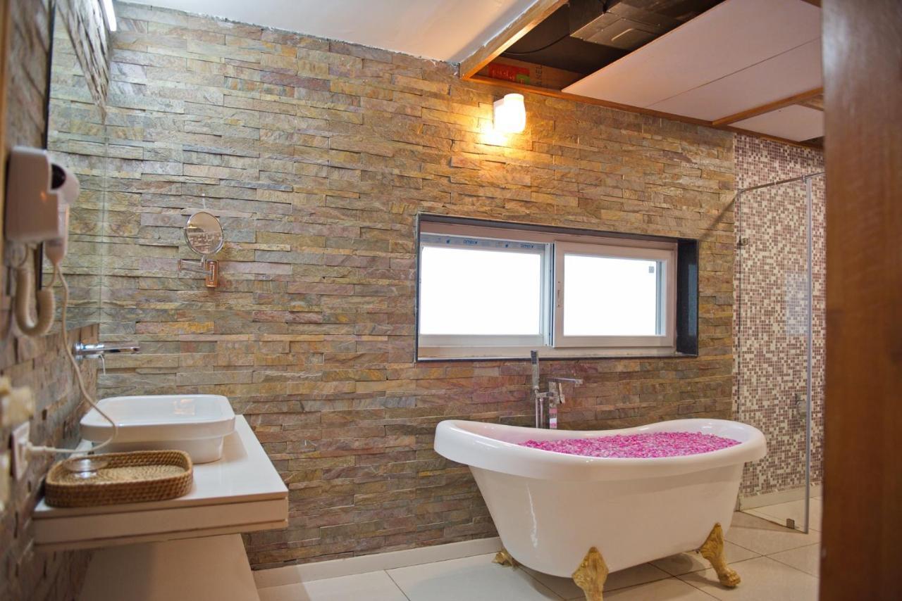 بوشكار Wild Rose Resort & Spa المظهر الخارجي الصورة